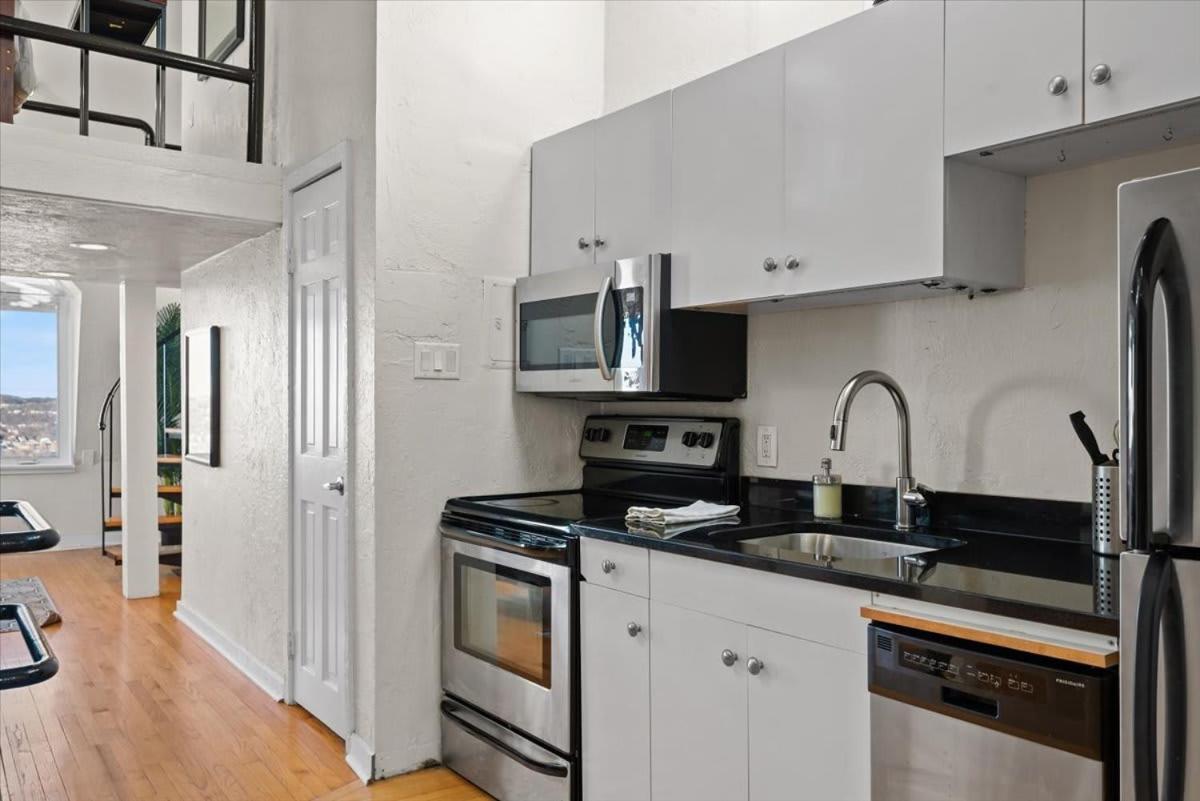 Skyline At Your Door - Studio With A View Pittsburgh Ngoại thất bức ảnh