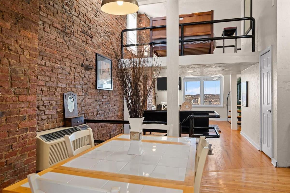 Skyline At Your Door - Studio With A View Pittsburgh Ngoại thất bức ảnh