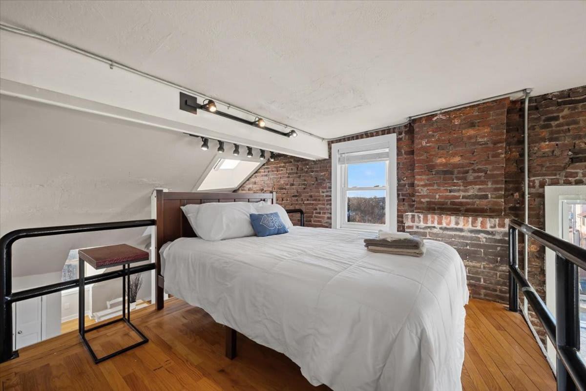 Skyline At Your Door - Studio With A View Pittsburgh Ngoại thất bức ảnh